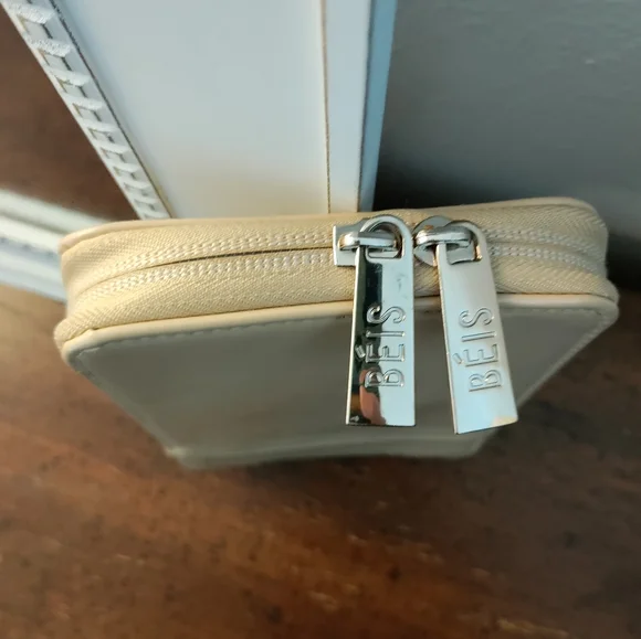 BEIS travel wallet - Picture 4 of 8